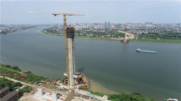 工程推进：二公司窑湾项目河西22号主塔总高181米，预计年底完成主塔封底，届时将成为湘潭市最高建筑.jpg