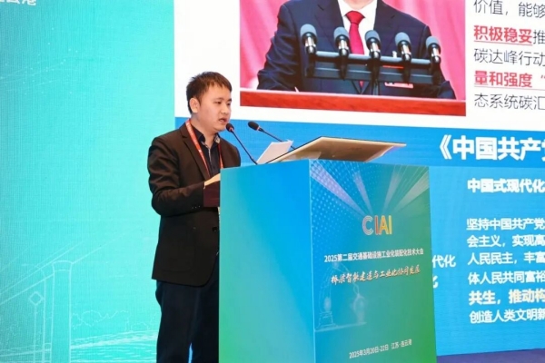 周歆昊2.jpg